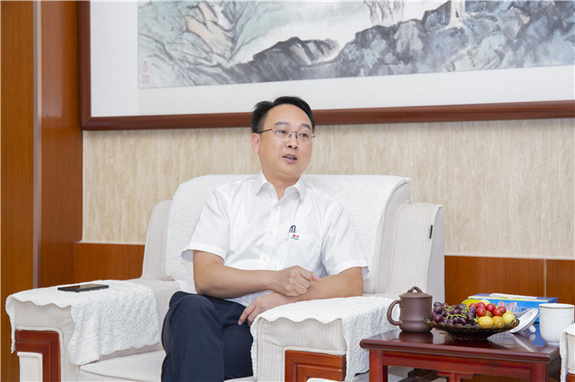 1602648419764241.jpg 河源霸王花集團總裁朱榮業.jpg