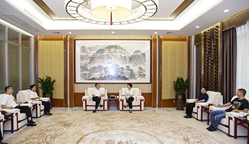 廣東霸王花集團(tuán)“牽手”河源日報社簽署戰(zhàn)略合作協(xié)議